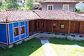 Частен дом Koprivštitza България